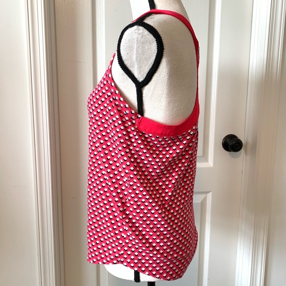 BANANA REPUBLIC Geometric Print Racer Back Tank—SM - Picture 4 of 14